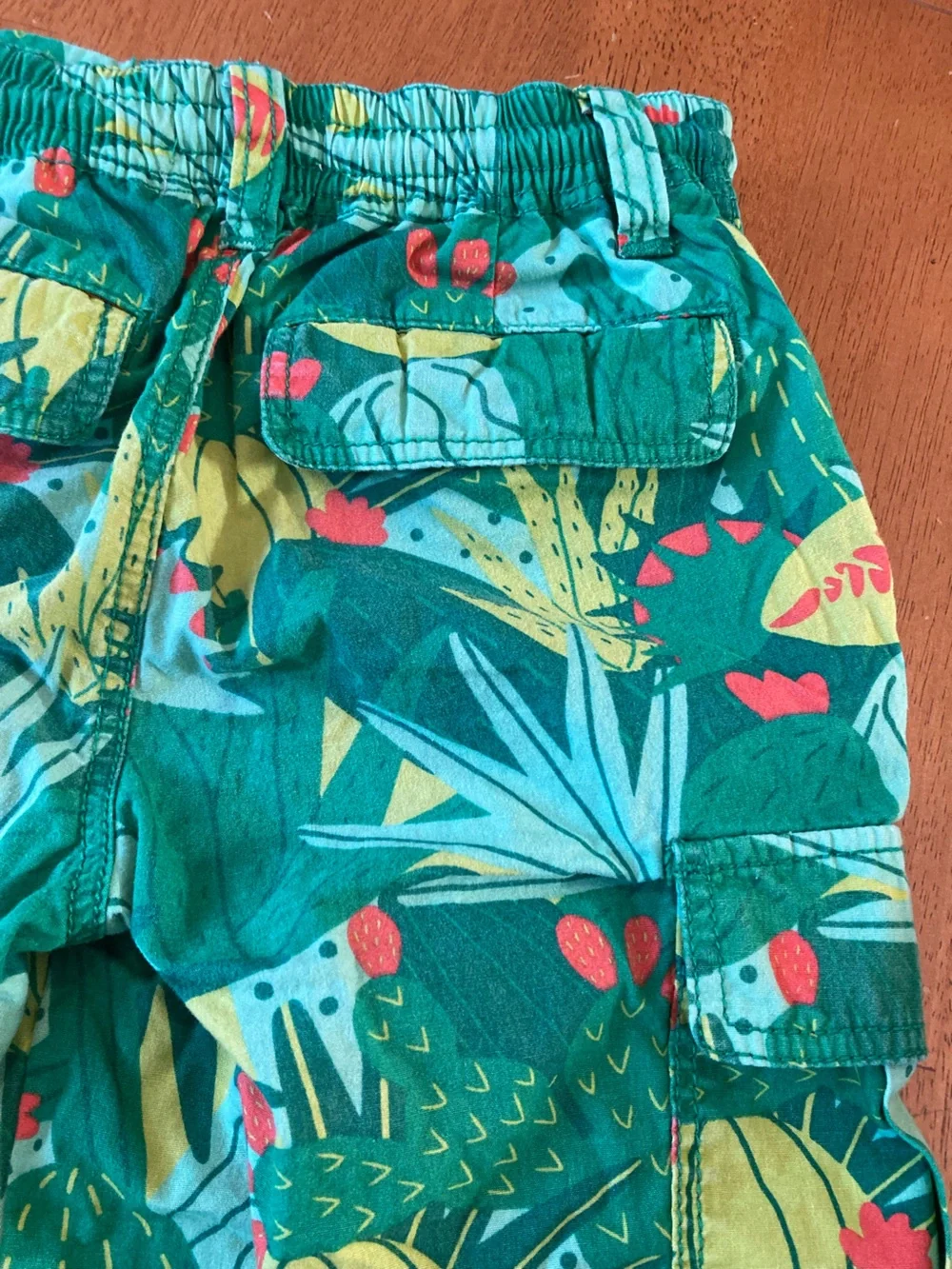 Mini Boden Elastic Waist Jersey Green Cactus Cargo Shorts - 7Y - IMO run slender